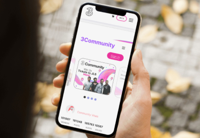 3Community showing on phone