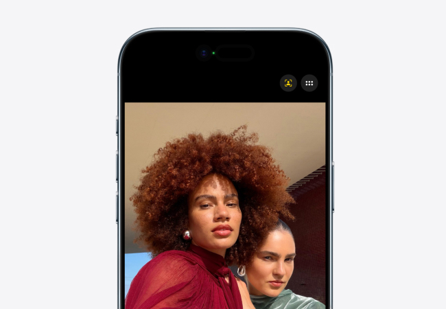 three-iphoneair-slimpromo-p4-650x450