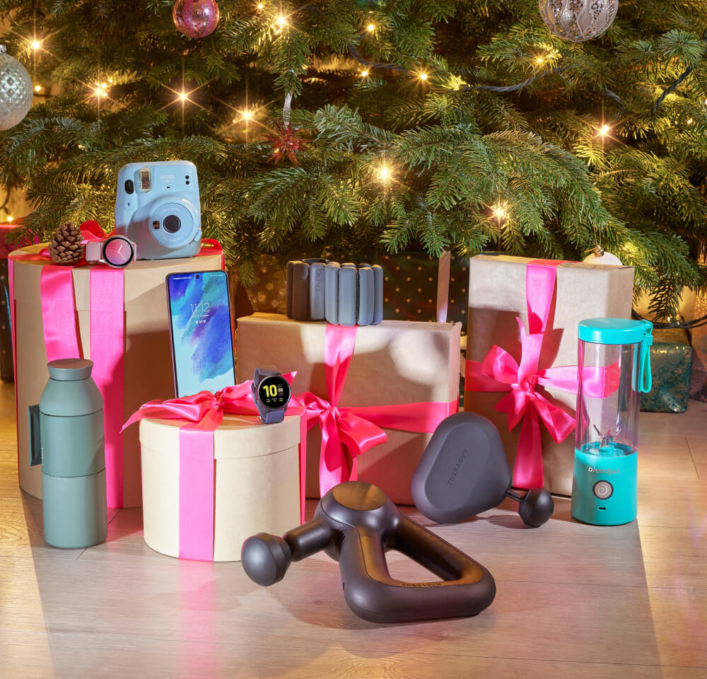 three-christmas-gift-guide-amazing-gifts-for-her-1000x960
