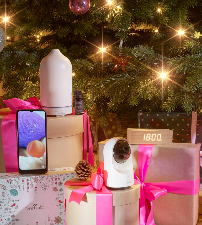 three-christmas-gift-guide-you-yours-770x860