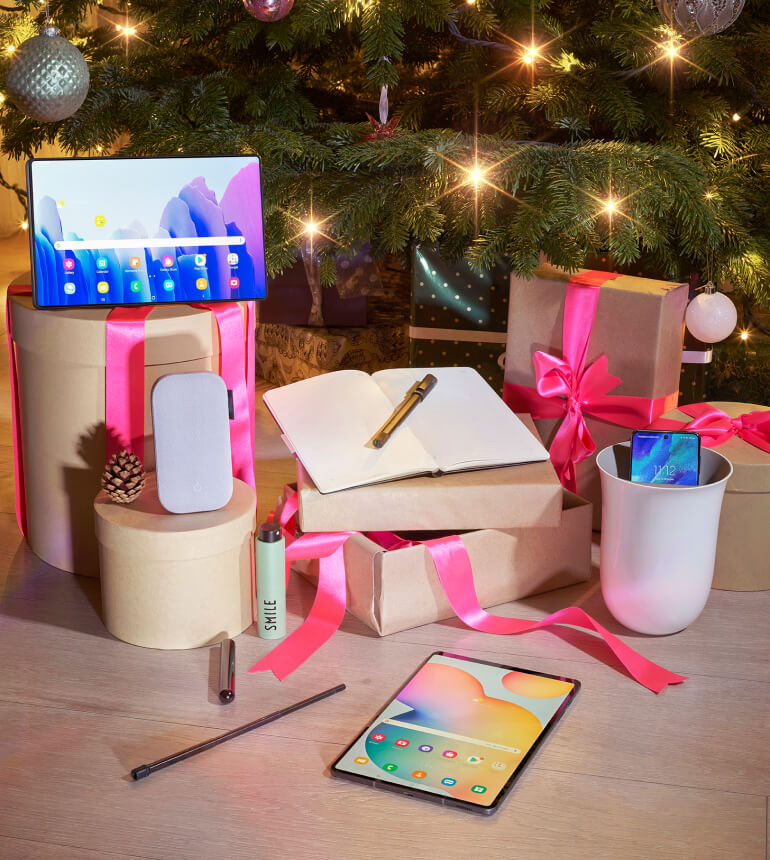 three-christmas-gift-guide-ideas-770x860