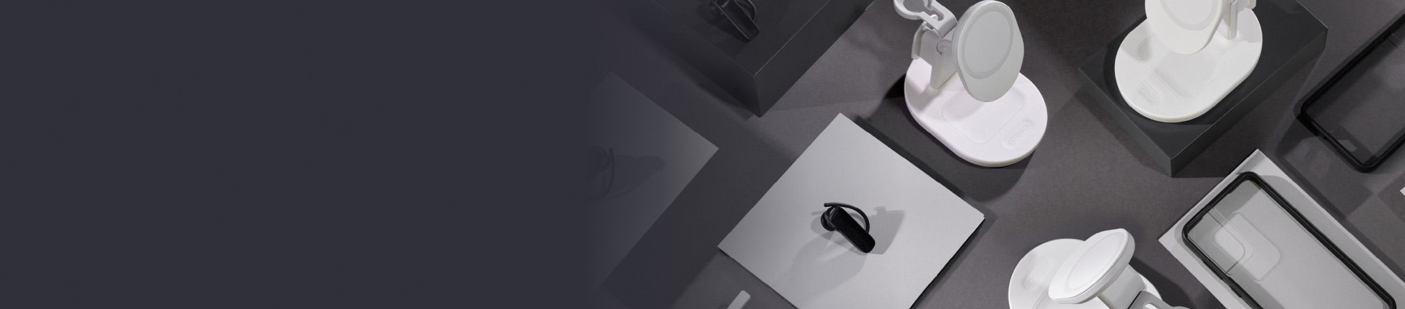 three-lifestyle-essentials-hero-Desktop-2020x445px